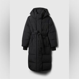GAP Women's Long Black Puffer Jacket